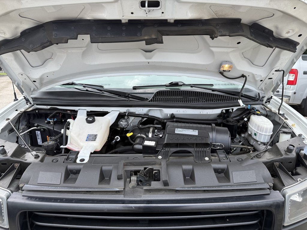 2019 GMC Savana Image 18