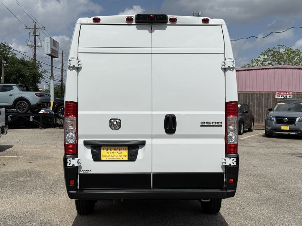 2025 RAM Promaster Image 2