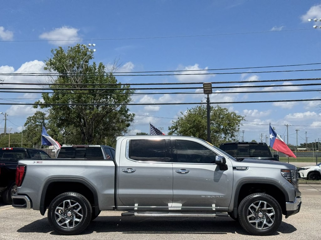 2024 GMC Sierra Image 4