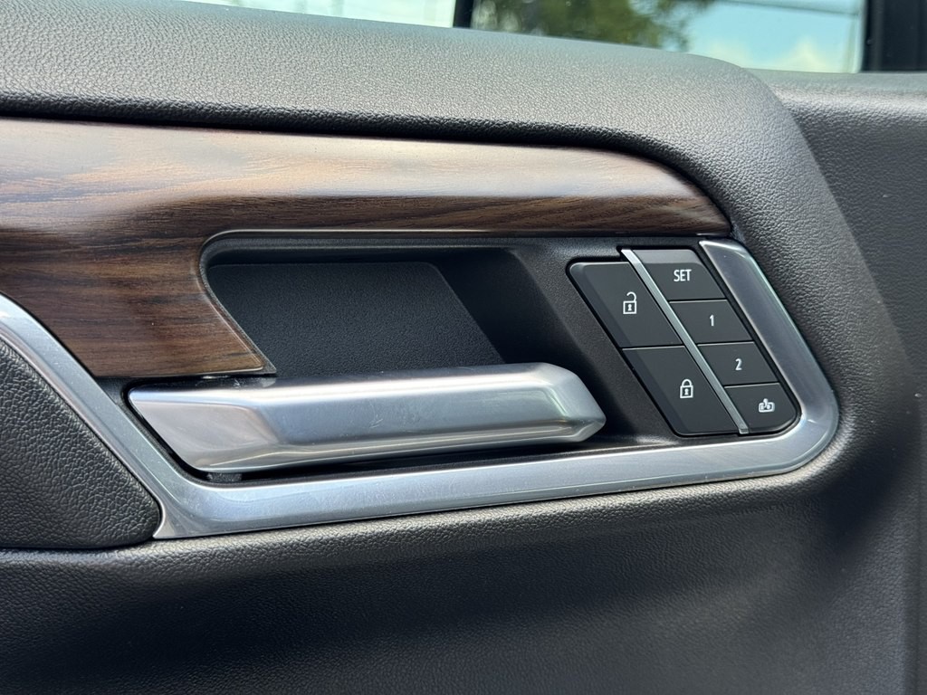 2024 GMC Sierra Image 6