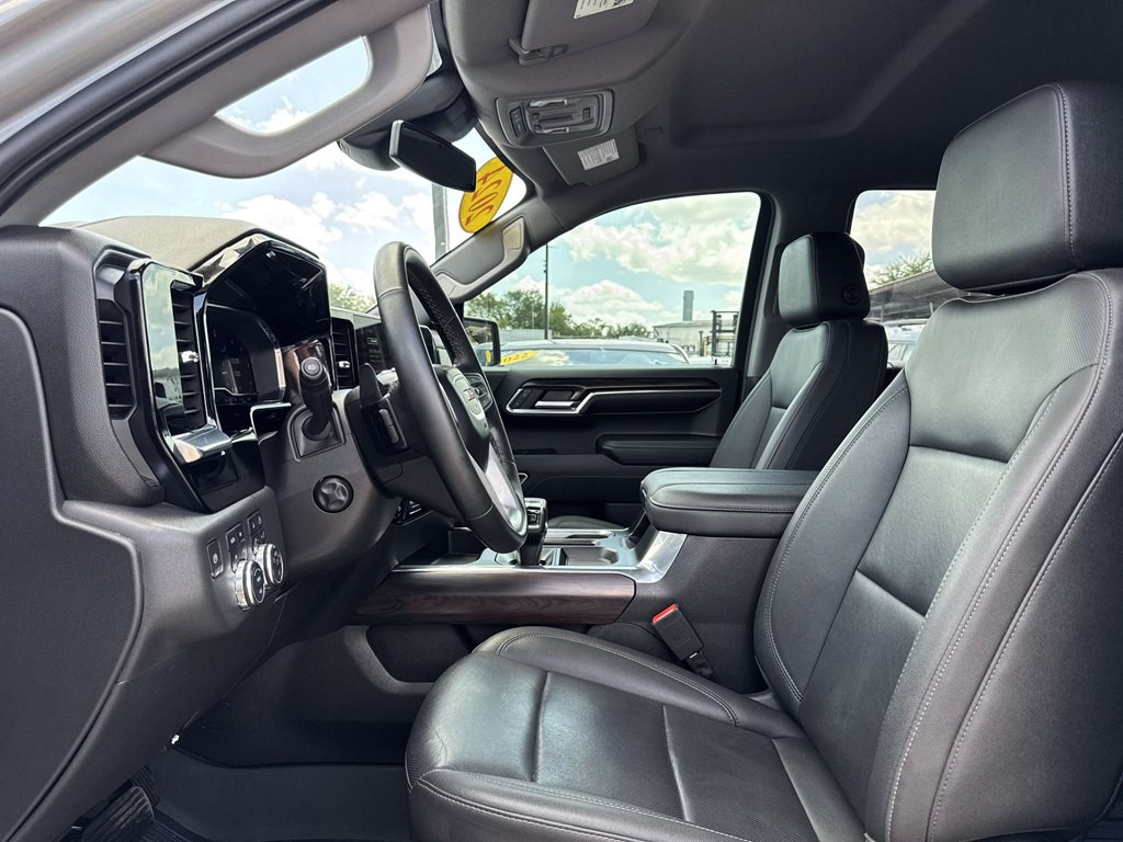 2024 GMC Sierra Image 9