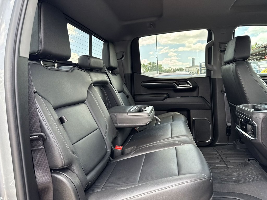2024 GMC Sierra Image 25
