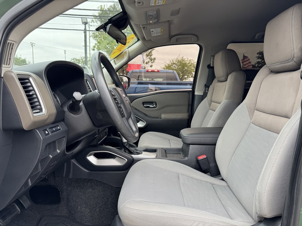 2022 Nissan Frontier Image 7