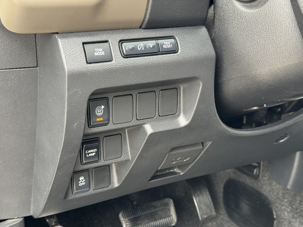 2022 Nissan Frontier Image 10
