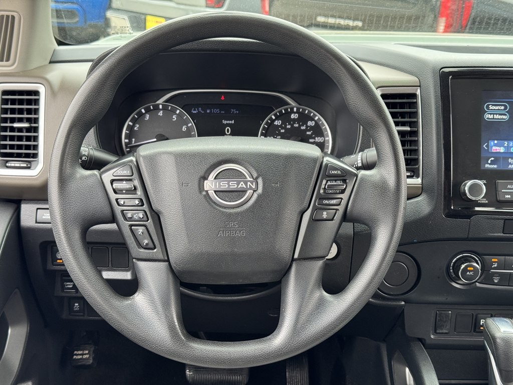 2022 Nissan Frontier Image 11