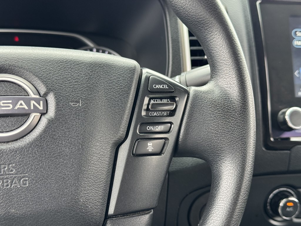 2022 Nissan Frontier Image 13