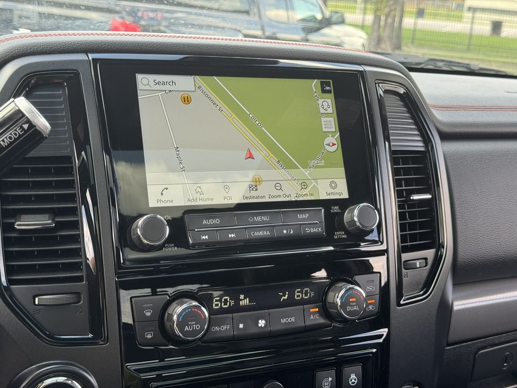 2023 Nissan Titan Image 17
