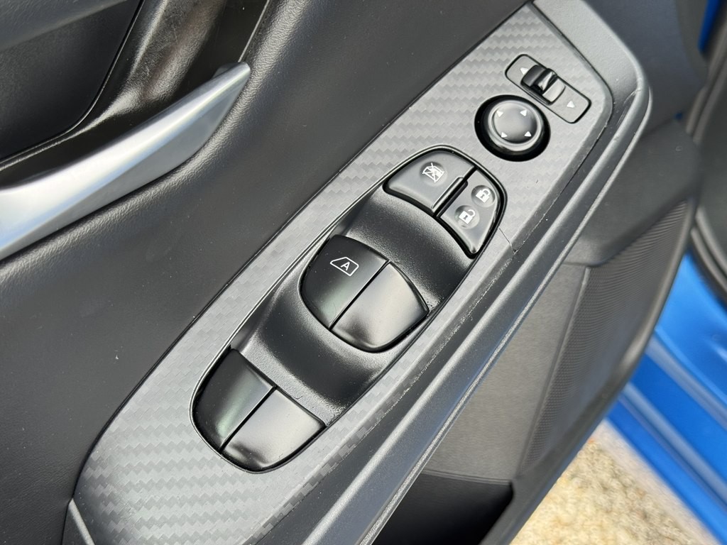 2025 Nissan Sentra Image 6