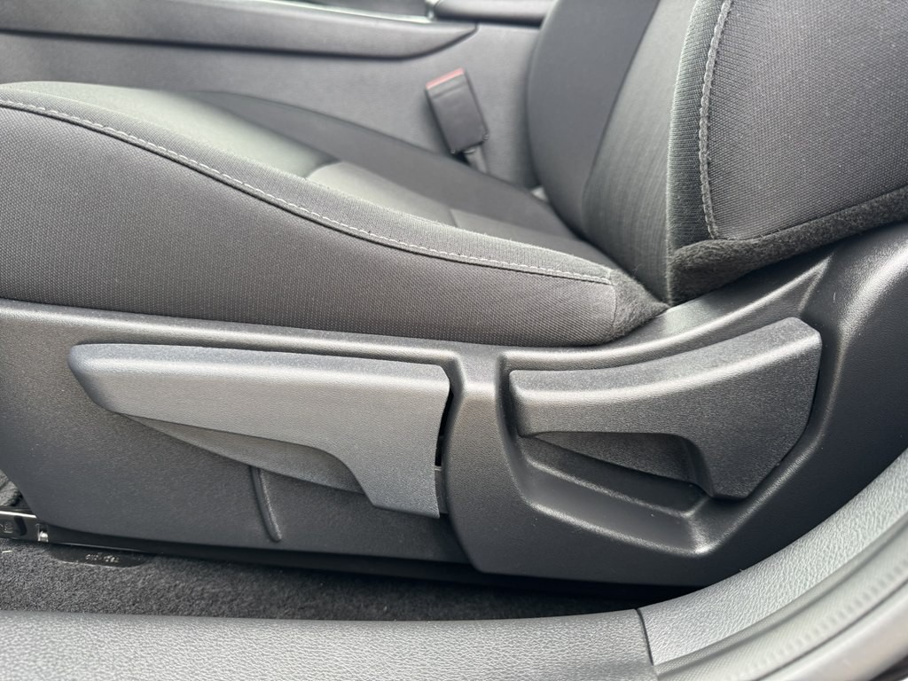 2025 Nissan Sentra Image 8