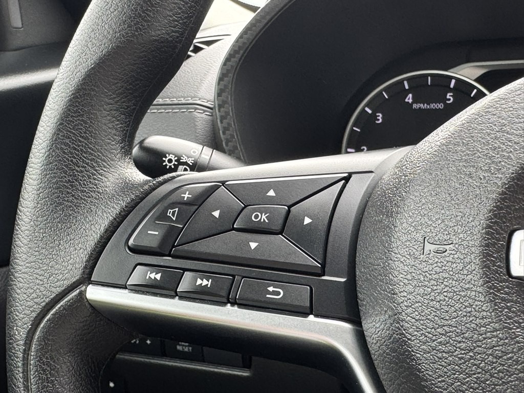2025 Nissan Sentra Image 12