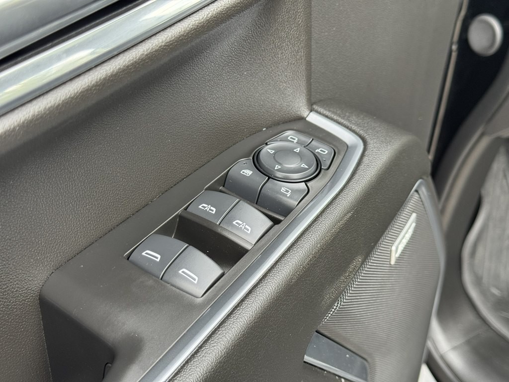2025 GMC Sierra Image 7