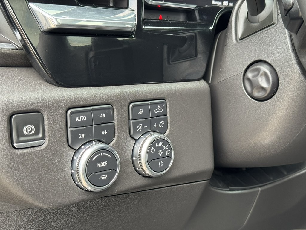 2025 GMC Sierra Image 11