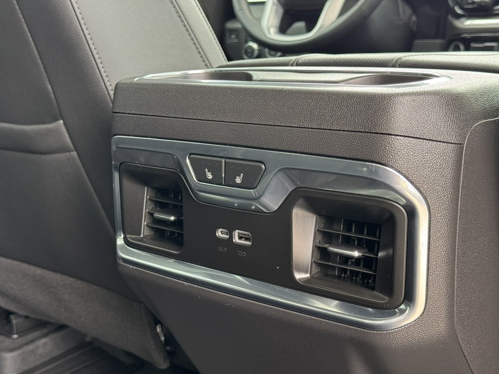 2025 GMC Sierra Image 24