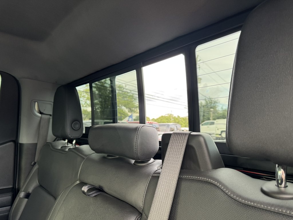 2025 GMC Sierra Image 27