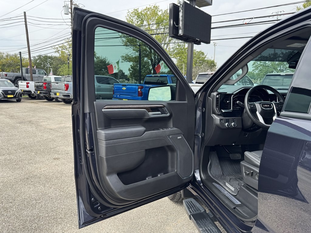2025 GMC Sierra Image 5