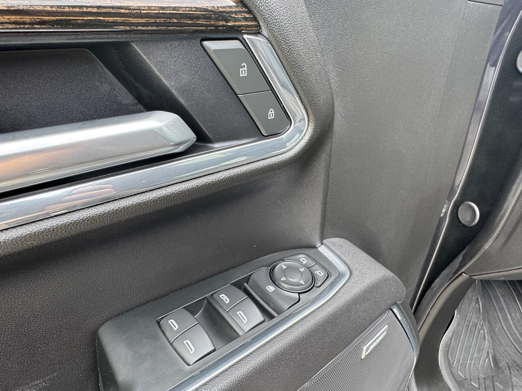 2025 GMC Sierra Image 6