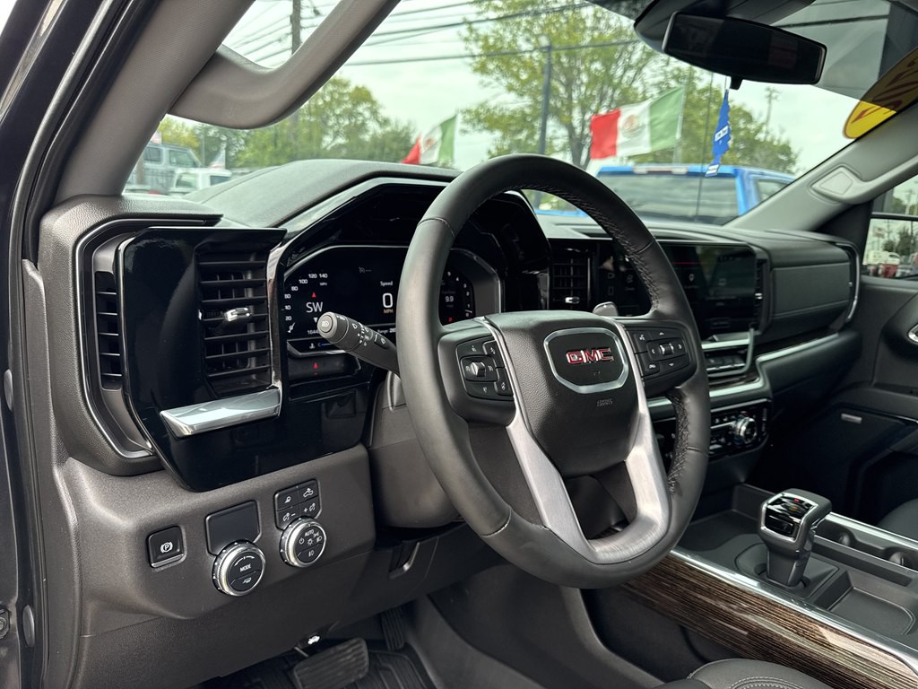 2025 GMC Sierra Image 10