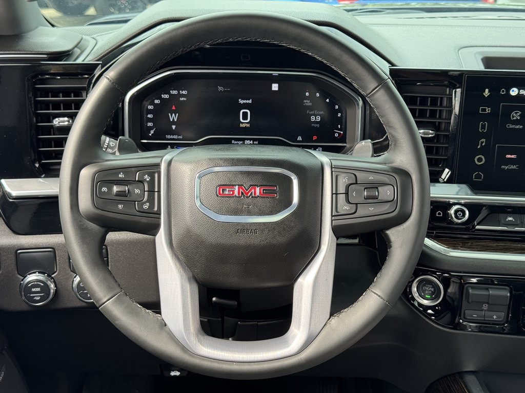 2025 GMC Sierra Image 12