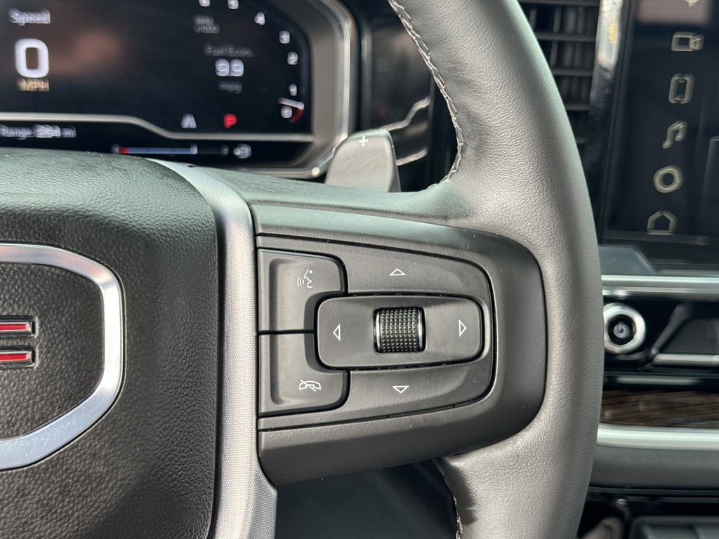 2025 GMC Sierra Image 14