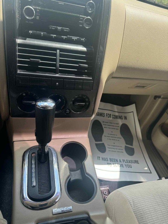 2008 Ford Explorer Image 12
