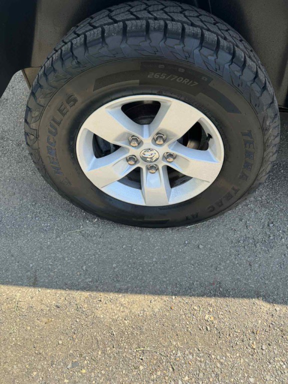 2021 RAM 1500 Image 4