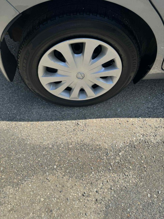 2014 Nissan Versa Image 4