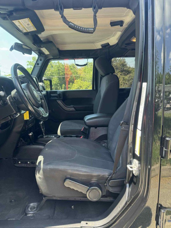 2016 Jeep Wrangler Unlimited Image 9