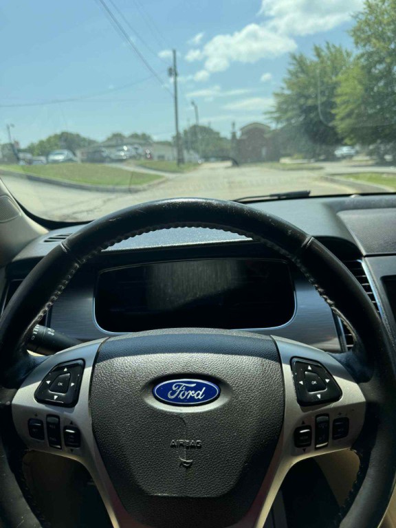 2013 Ford Taurus Image 7
