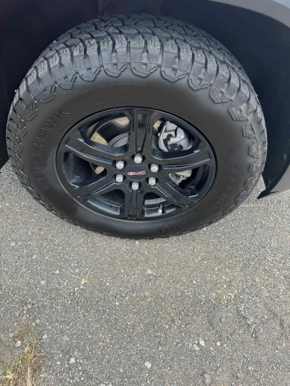 2021 GMC Acadia Image 3