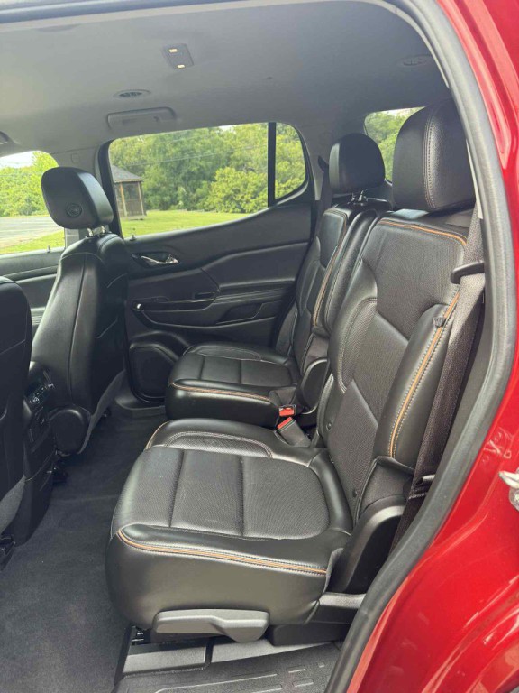 2021 GMC Acadia Image 7