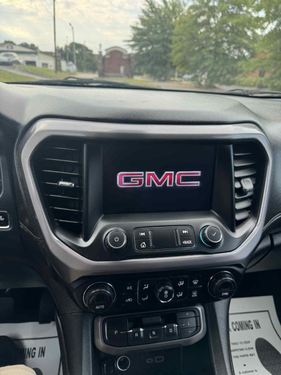 2021 GMC Acadia Image 11