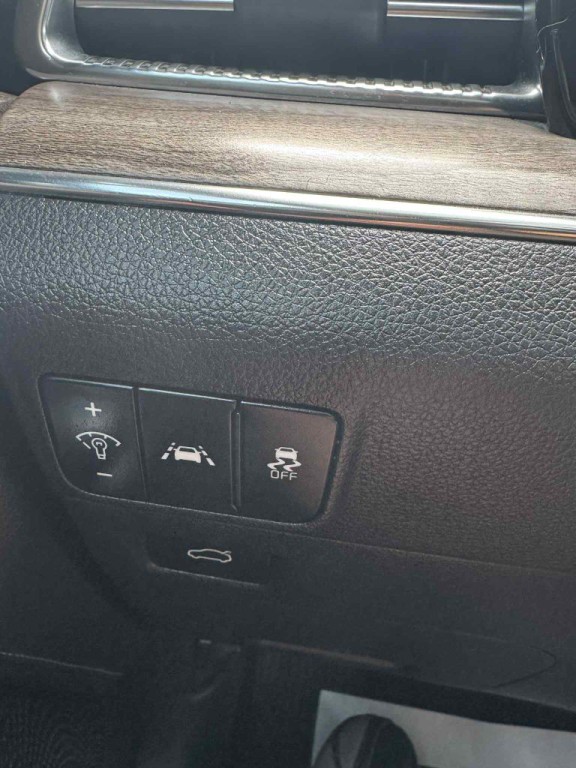 2021 Kia K5 Image 12