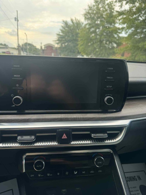 2021 Kia K5 Image 13