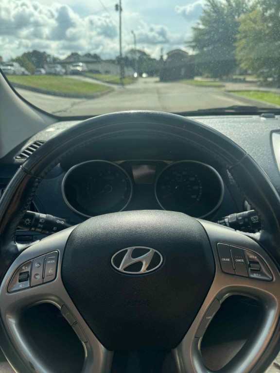 2015 Hyundai Tucson Image 10