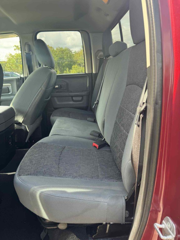 2015 RAM 1500 Image 7