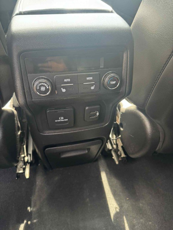2019 GMC Acadia Image 9