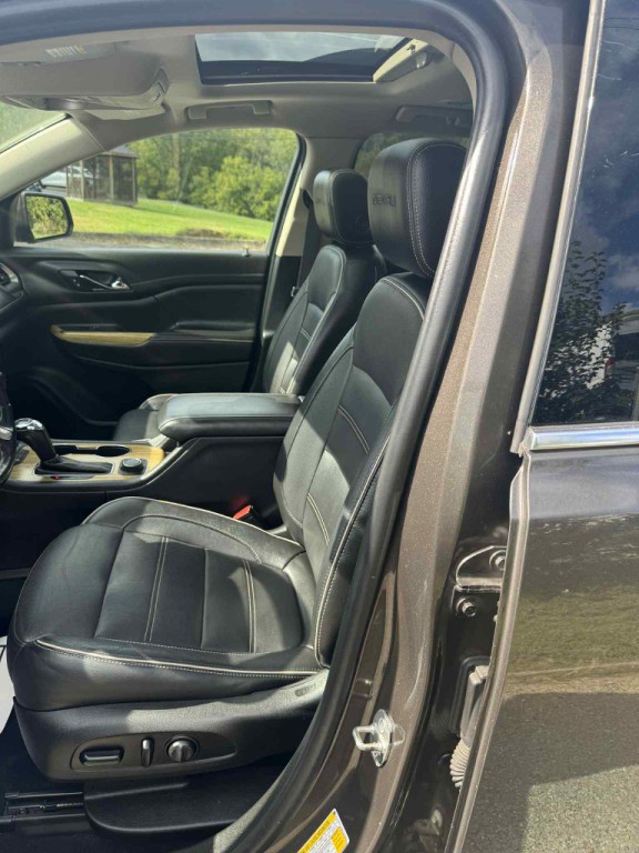 2019 GMC Acadia Image 12