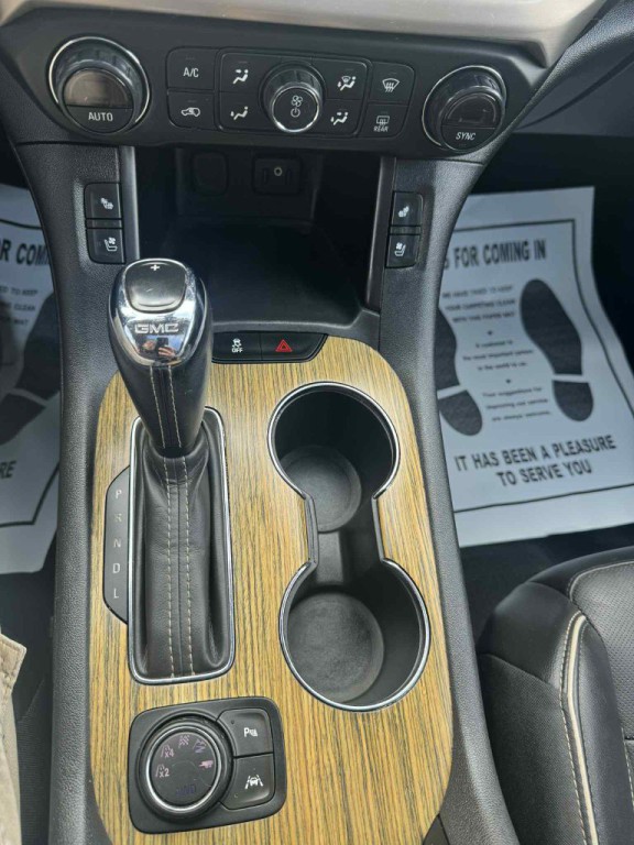 2019 GMC Acadia Image 16
