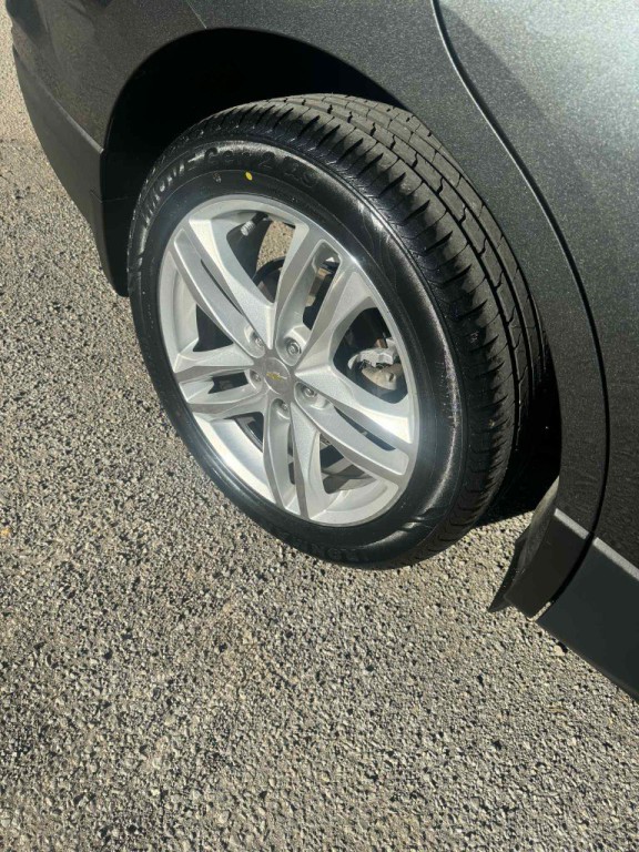 2019 Chevrolet Equinox Image 5