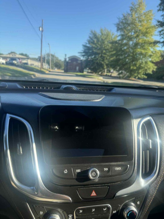2019 Chevrolet Equinox Image 15