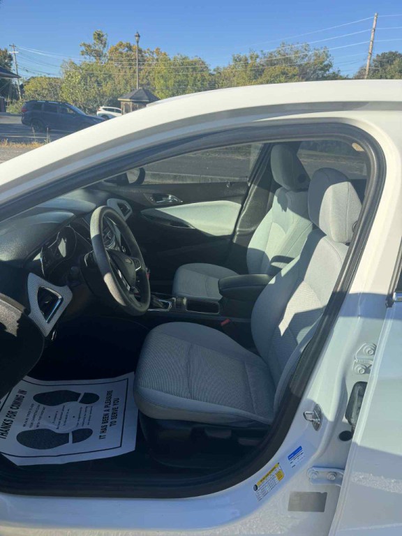 2019 Chevrolet Cruze Image 8