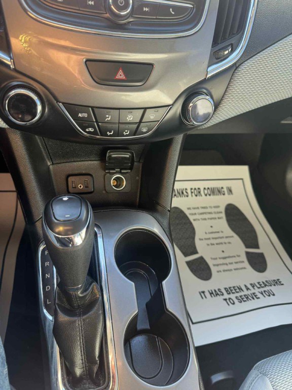 2019 Chevrolet Cruze Image 13