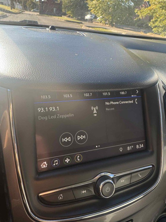 2019 Chevrolet Cruze Image 17