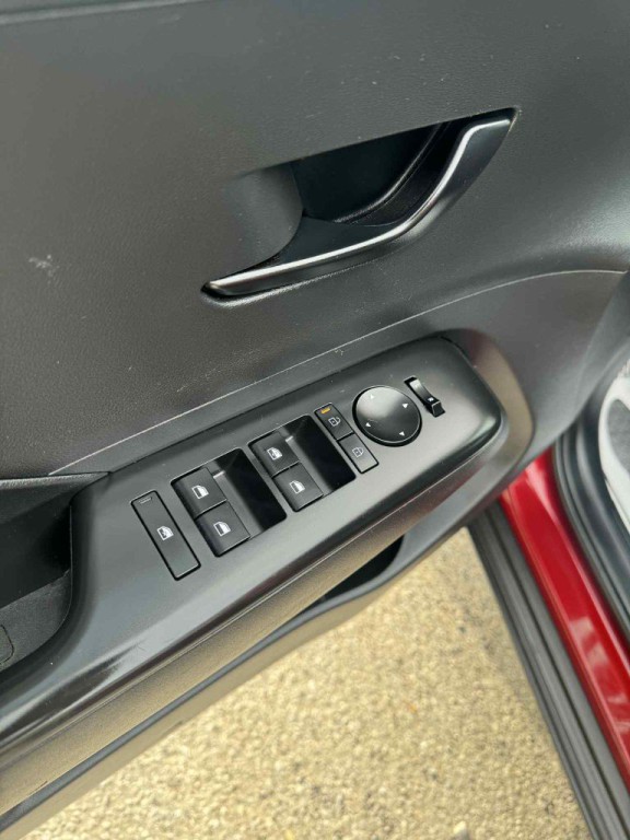 2024 Hyundai Kona Image 12