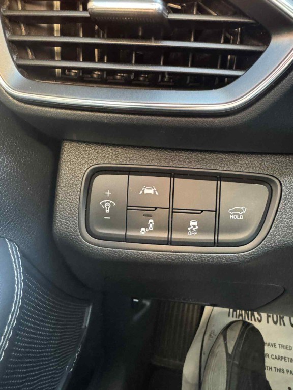 2020 Hyundai Santa Fe Image 12