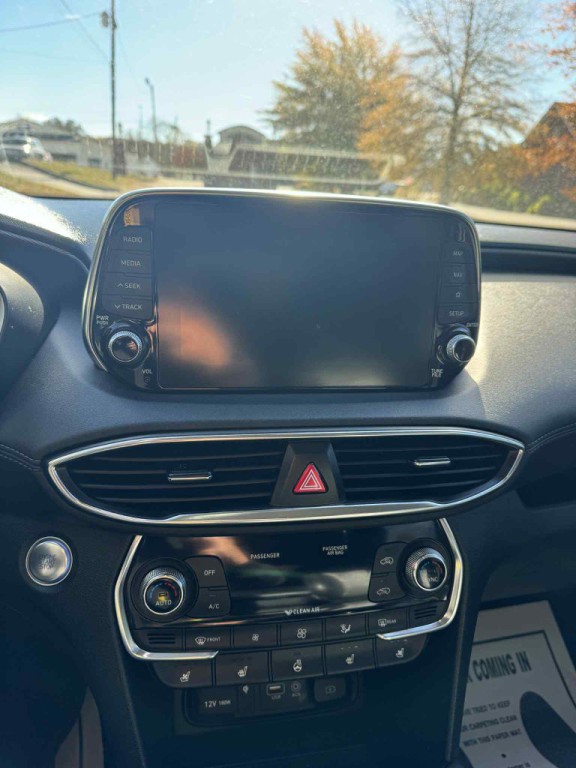 2020 Hyundai Santa Fe Image 13