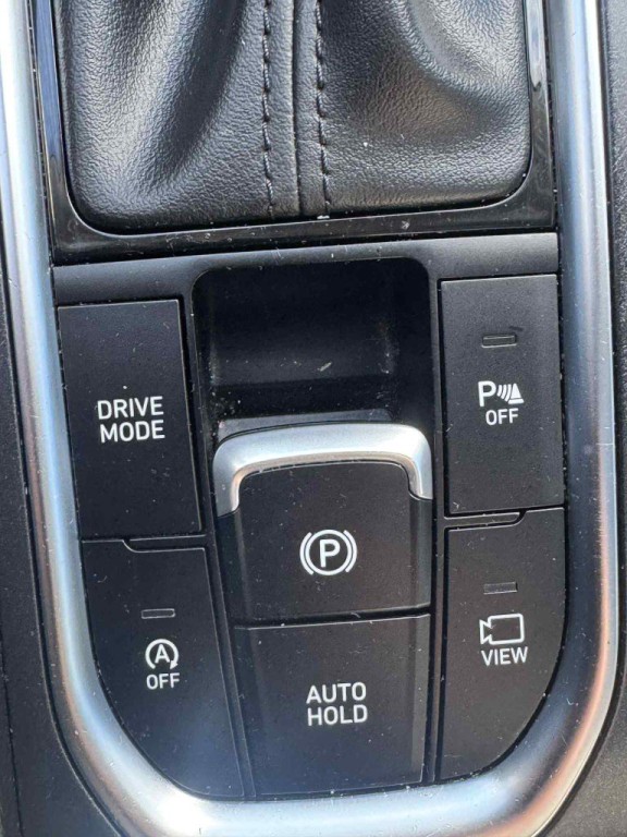 2020 Hyundai Santa Fe Image 20