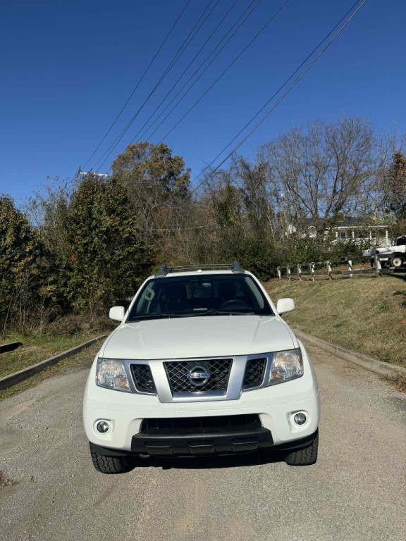 2018 Nissan Frontier Image 3