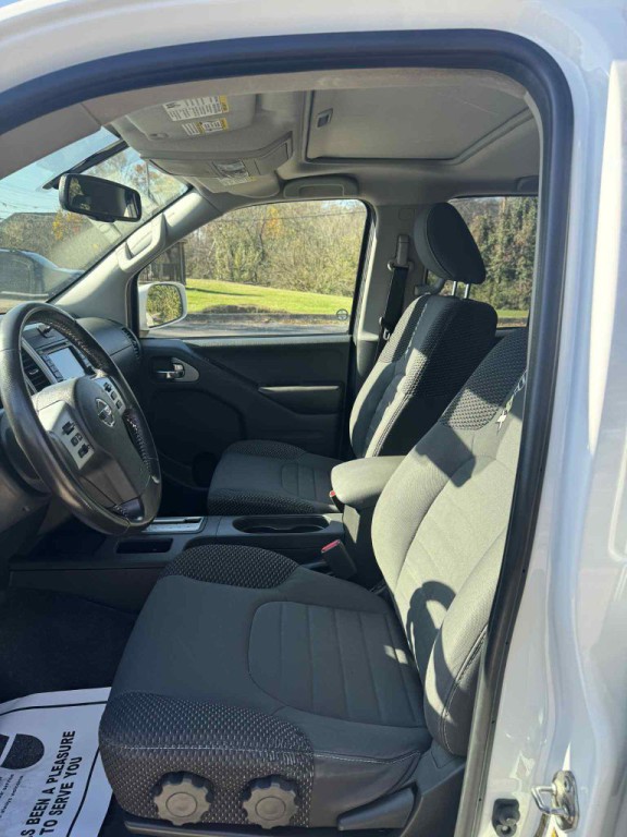 2018 Nissan Frontier Image 8