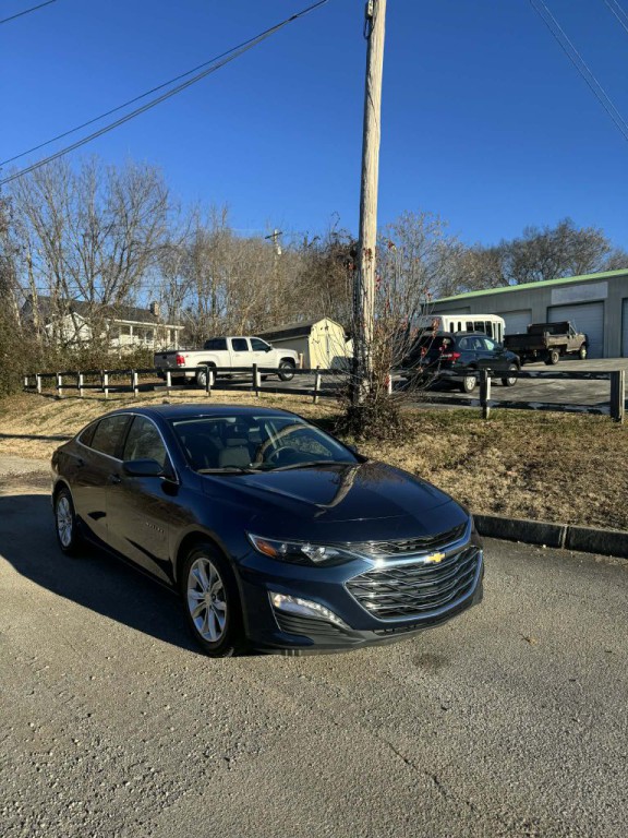 2022 Chevrolet Malibu Image 2